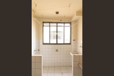 Apartamento à venda com 52m², 2 quartos e 1 vaga Apartamento à venda com 52m², 2 quartos e 1 vagaCozinha e Área de Serviço