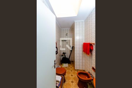 Casa à venda com 168m², 3 quartos e 3 vagasBanheiro