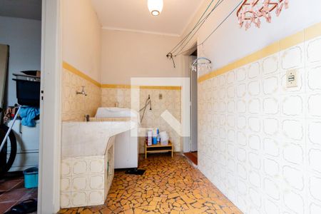 Casa à venda com 168m², 3 quartos e 3 vagasÁrea de Serviço