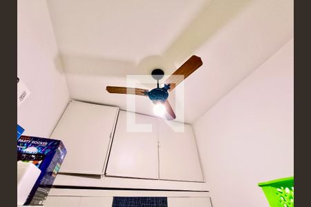 Apartamento à venda com 140m², 3 quartos e 1 vagaQuarto serviço 