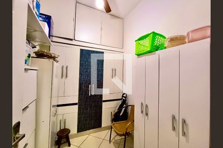 Apartamento à venda com 140m², 3 quartos e 1 vagaQuarto serviço 