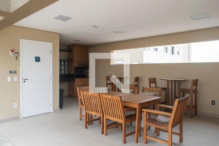 Apartamento para alugar com 34m², 2 quartos e sem vagaÁrea comum - Churrasqueira