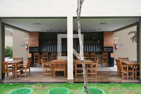 Apartamento para alugar com 34m², 2 quartos e sem vagaÁrea comum - Churrasqueira 2