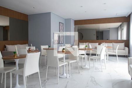 Apartamento para alugar com 34m², 2 quartos e sem vagaÁrea comum - Salão de festas