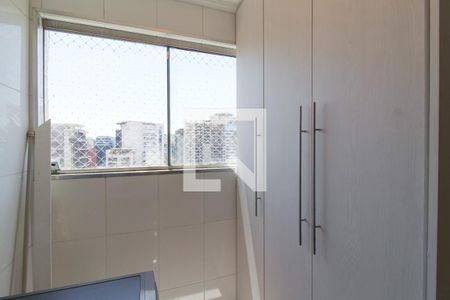 Apartamento à venda com 126m², 3 quartos e 1 vagaÁrea de Serviço