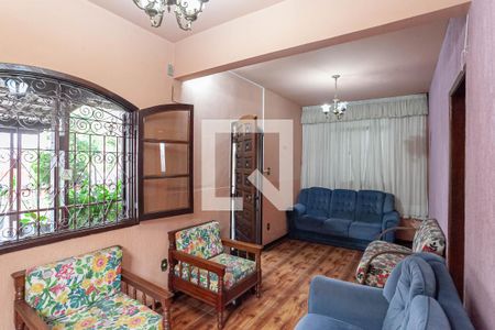 Sala  de casa para alugar com 3 quartos, 203m² em Santa Amelia, Belo Horizonte