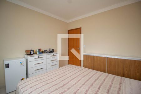 Casa à venda com 160m², 3 quartos e 4 vagas Casa à venda com 160m², 3 quartos e 4 vagasQuarto 3