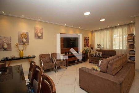 Sala de casa à venda com 3 quartos, 160m² em Vila Palmeiras, São Paulo