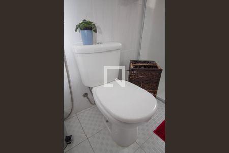 Casa à venda com 160m², 3 quartos e 4 vagas Casa à venda com 160m², 3 quartos e 4 vagasBanheiro da Suíte