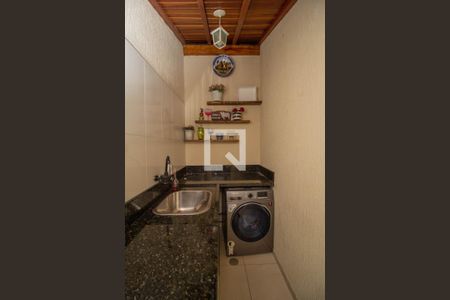 Casa à venda com 160m², 3 quartos e 4 vagas Casa à venda com 160m², 3 quartos e 4 vagasÁrea de Serviço