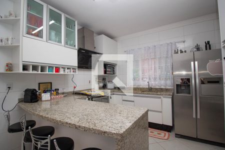 Casa à venda com 160m², 3 quartos e 4 vagas Casa à venda com 160m², 3 quartos e 4 vagasCozinha