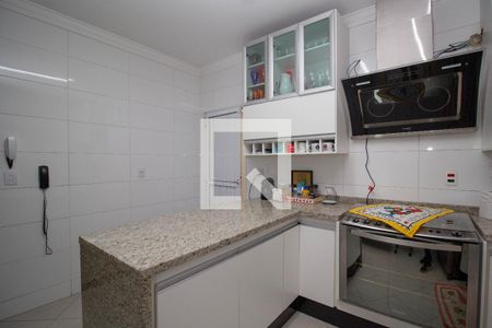 Casa à venda com 160m², 3 quartos e 4 vagas Casa à venda com 160m², 3 quartos e 4 vagasCozinha