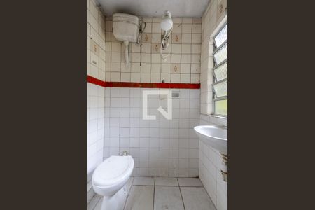 Banheiro de casa para alugar com 1 quarto, 30m² em Vila Medeiros, São Paulo