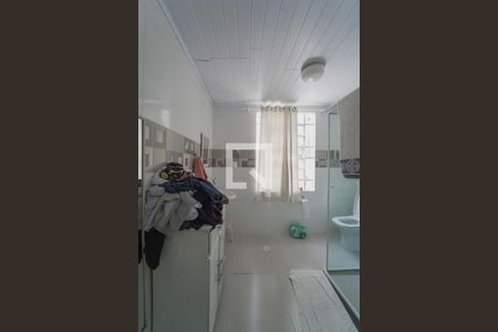 Casa à venda com 175m², 2 quartos e 4 vagasBanheiro da Suíte