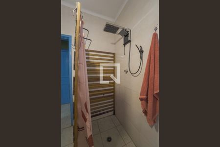 Casa à venda com 325m², 2 quartos e 2 vagasBanheiro