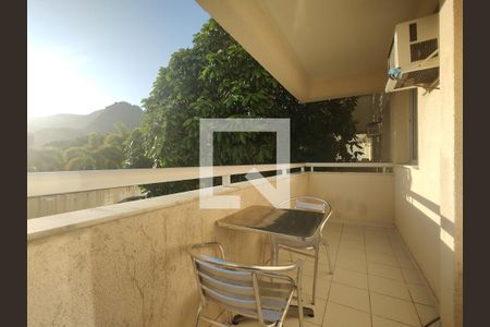 Apartamento à venda com 63m², 2 quartos e 1 vagaVaranda