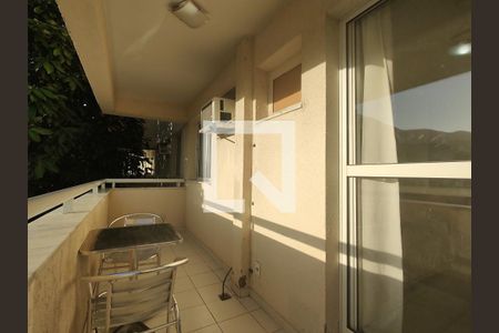 Apartamento à venda com 63m², 2 quartos e 1 vagaVaranda