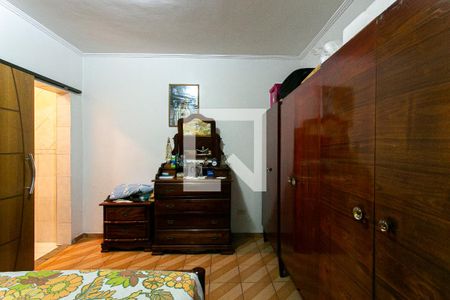 Casa à venda com 190m², 4 quartos e 2 vagasSuíte