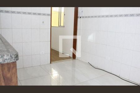 Casa à venda com 185m², 2 quartos e 2 vagasCozinha