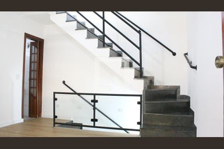 Sala de casa à venda com 2 quartos, 185m² em Lauzane Paulista, São Paulo