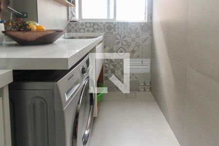 Apartamento à venda com 65m², 2 quartos e 1 vagaÁrea de Serviço