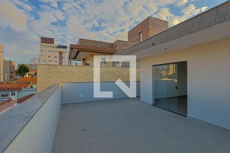 Apartamento à venda com 138m², 2 quartos e 2 vagasCobertura