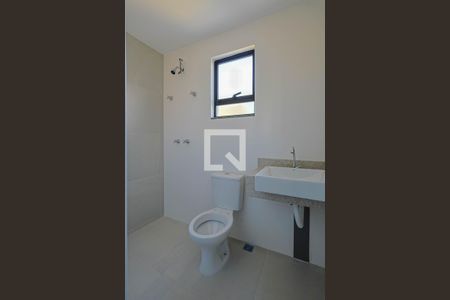 Apartamento à venda com 138m², 2 quartos e 2 vagasBanheiro da Suíte 1