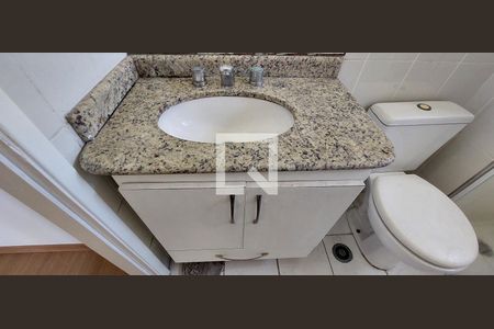 Apartamento para alugar com 63m², 2 quartos e 1 vaga Apartamento para alugar com 63m², 2 quartos e 1 vagaBanheiro