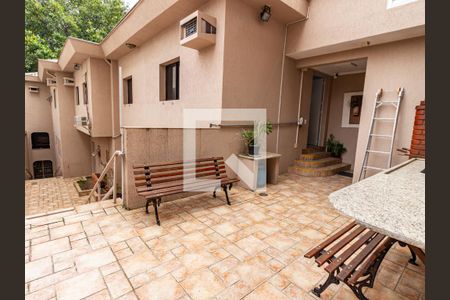 Casa para alugar com 400m², 7 quartos e 1 vagaÁrea de Serviço e Quintal