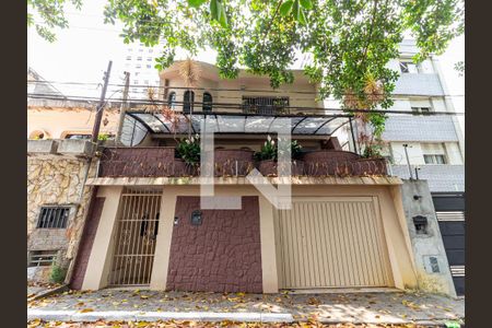Casa para alugar com 400m², 7 quartos e 1 vagaFachada