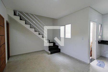 Sala/Cozinha de casa à venda com 2 quartos, 68m² em Jardim Utinga, Santo André