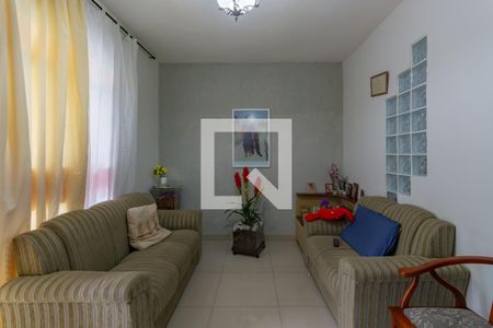 Sala de casa para alugar com 4 quartos, 450m² em Jardim dos Comerciários, Belo Horizonte