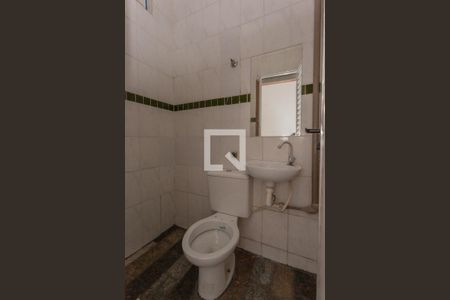 Apartamento para alugar com 45m², 2 quartos e sem vagaBanheiro
