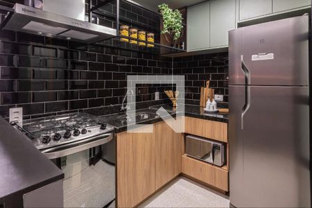 Cozinha de apartamento à venda com 2 quartos, 58m² em Nova Suíça, Belo Horizonte