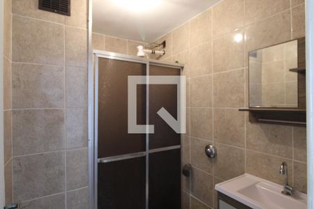 Banheiro de apartamento à venda com 2 quartos, 50m² em Vicente de Carvalho, Rio de Janeiro