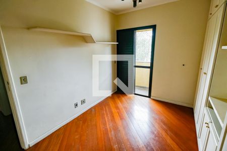 Quarto 1 de apartamento para alugar com 3 quartos, 176m² em Recanto Morumbi, São Paulo