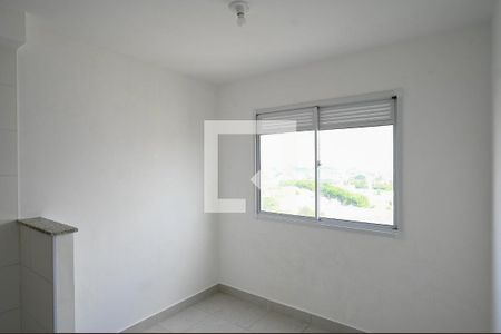 Sala/Cozinha de apartamento à venda com 2 quartos, 32m² em Parque Fongaro, São Paulo
