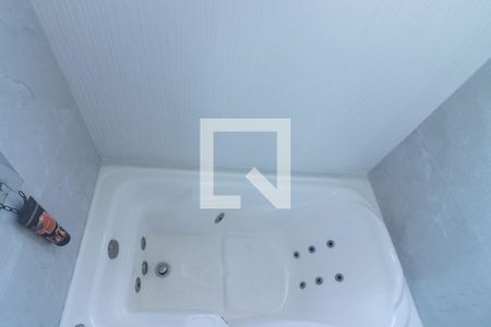 Banheiro da Suíte de apartamento para alugar com 4 quartos, 135m² em Parque Esplanada, Embu das Artes