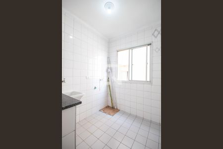 Apartamento para alugar com 68m², 2 quartos e 1 vagaÁrea de Serviço