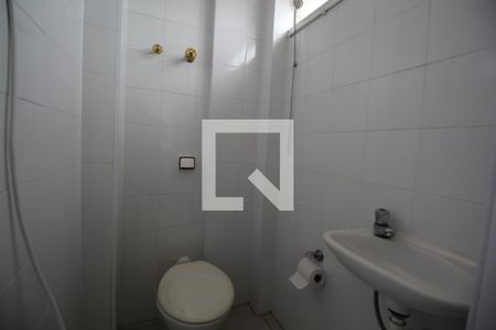 Apartamento para alugar com 79m², 2 quartos e sem vagaBanheiro de Serviço