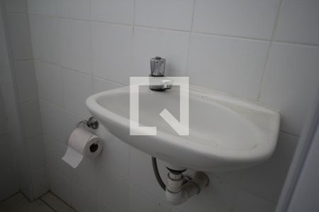 Apartamento para alugar com 79m², 2 quartos e sem vagaBanheiro de Serviço