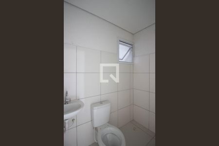 Apartamento à venda com 45m², 2 quartos e sem vaga Apartamento à venda com 45m², 2 quartos e sem vagaBanheiro