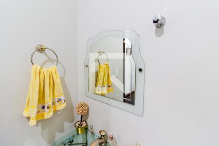 Casa à venda com 260m², 4 quartos e 4 vagas Casa à venda com 260m², 4 quartos e 4 vagasLavabo