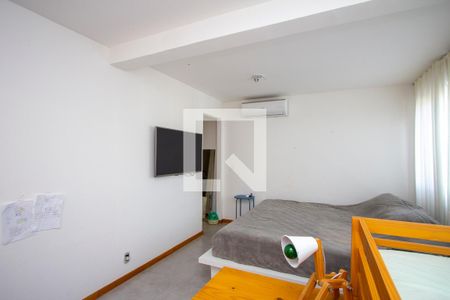 Suíte de apartamento para alugar com 2 quartos, 60m² em Badu, Niterói