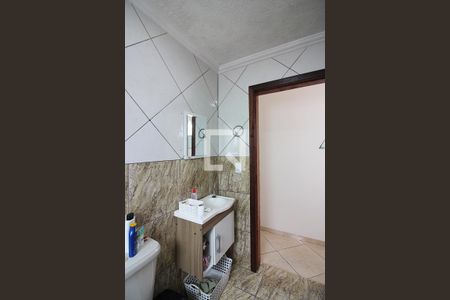 Casa à venda com 219m², 3 quartos e 4 vagasBanheiro Social