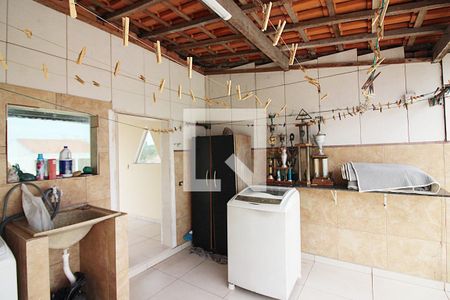 Casa à venda com 219m², 3 quartos e 4 vagasÁrea de Serviço