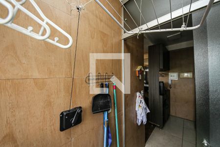 Apartamento à venda com 63m², 3 quartos e 1 vagaÁrea de Serviço