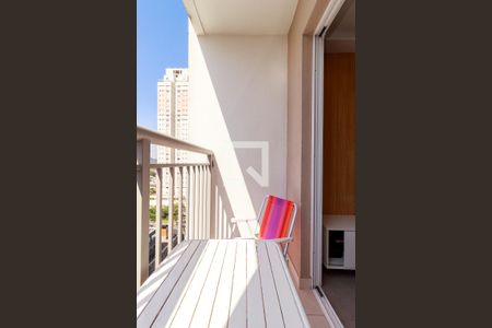 Apartamento para alugar com 28m², 1 quarto e 1 vaga Apartamento para alugar com 28m², 1 quarto e 1 vagaSala - Varanda