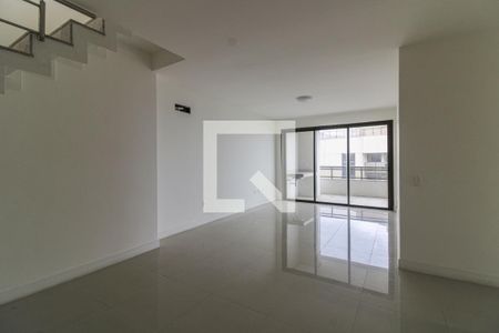 Sala de apartamento para alugar com 4 quartos, 220m² em Barra da Tijuca, Rio de Janeiro