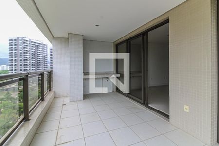 Varanda de apartamento para alugar com 3 quartos, 115m² em Barra da Tijuca, Rio de Janeiro